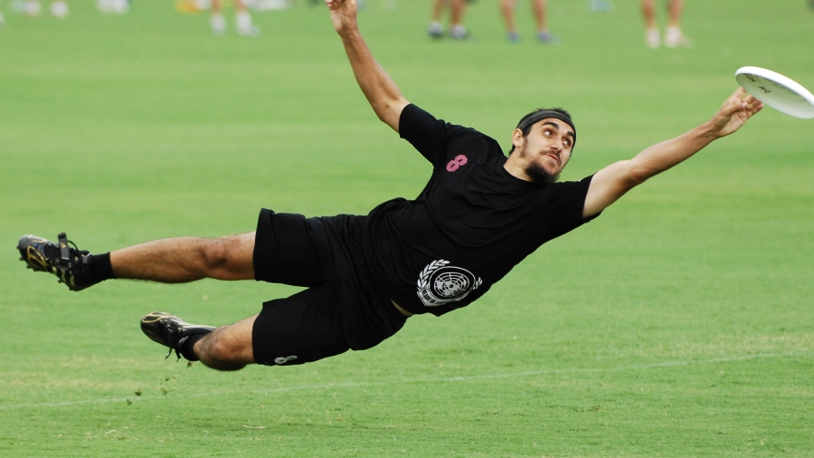 《旋转风暴》极限飞盘运动体验