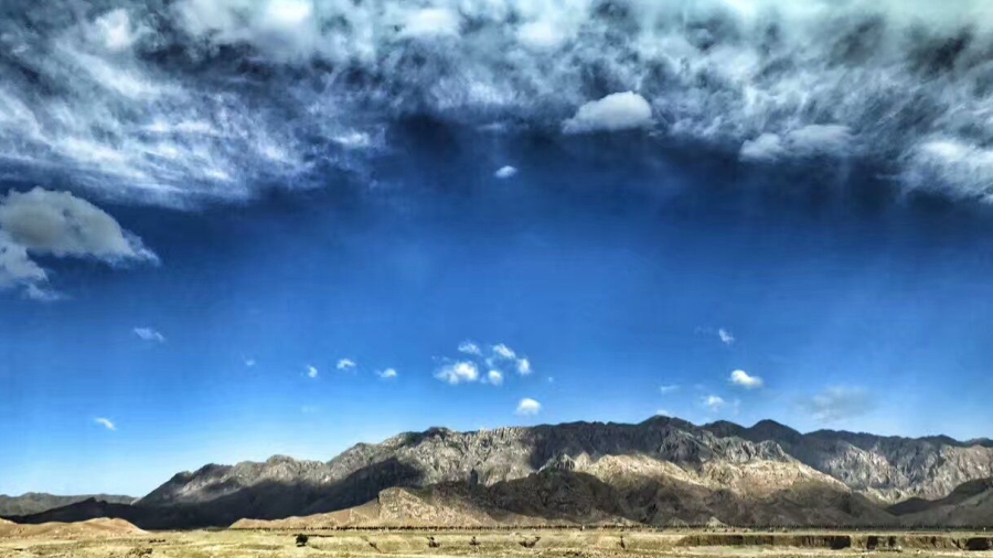 沙漠-用脚步丈量腾格里沙漠