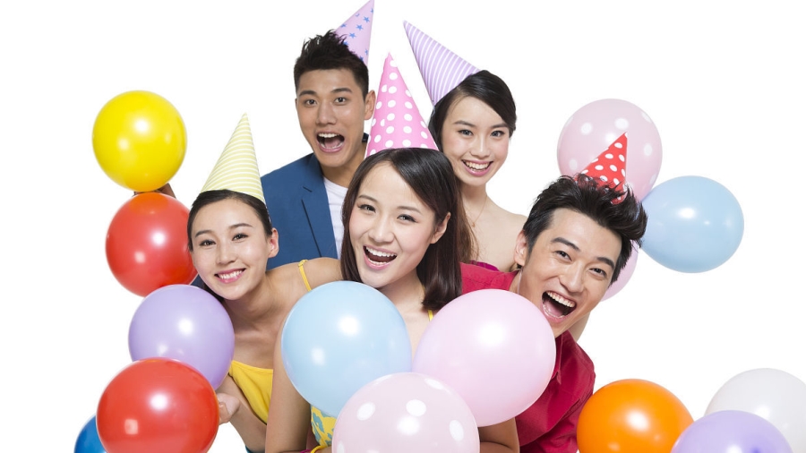 主题团建|泡泡龙之气球舞龙创意团建体验