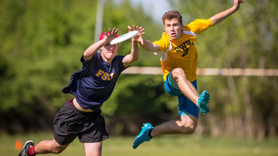 《旋转风暴》极限飞盘运动体验