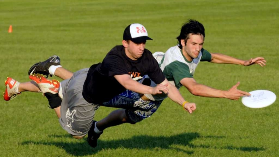 《旋转风暴》极限飞盘运动体验