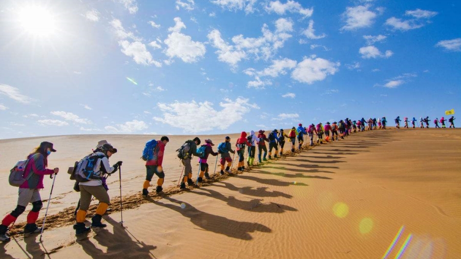 沙漠-用脚步丈量腾格里沙漠