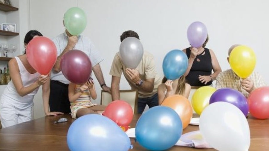 主题团建|泡泡龙之气球舞龙创意团建体验