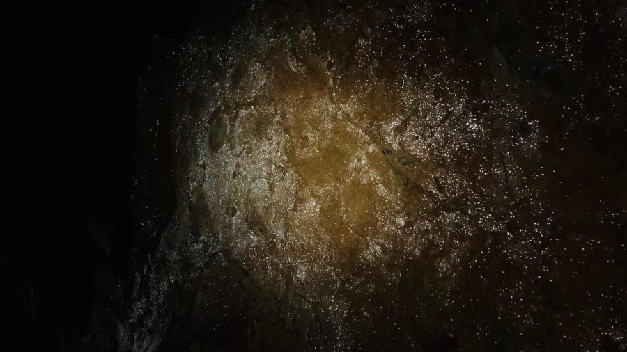 《洞·见初心 洞·见未来》探洞主题活动