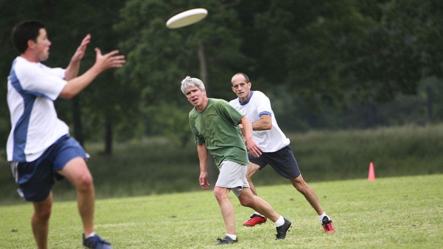 《旋转风暴》极限飞盘运动体验