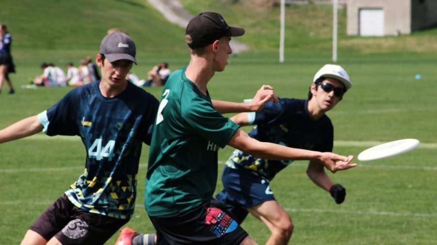 《旋转风暴》极限飞盘运动体验