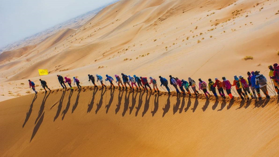 沙漠-用脚步丈量腾格里沙漠